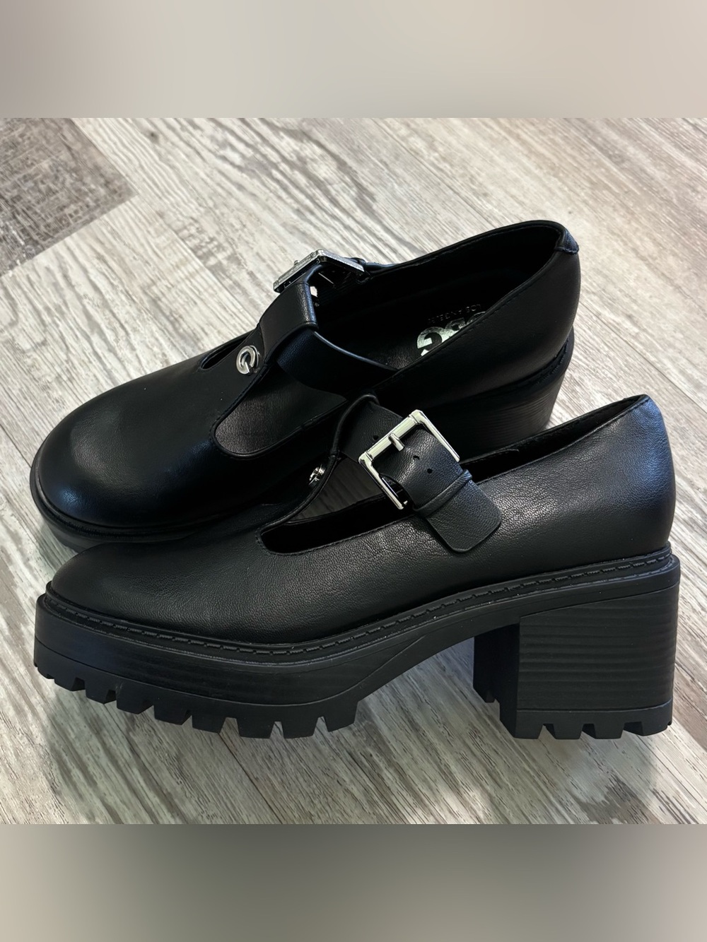 Women’s Chunky Mary Jane Heels in Black